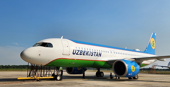 SAE completes repainting of the Uzbekistan Airlines A320